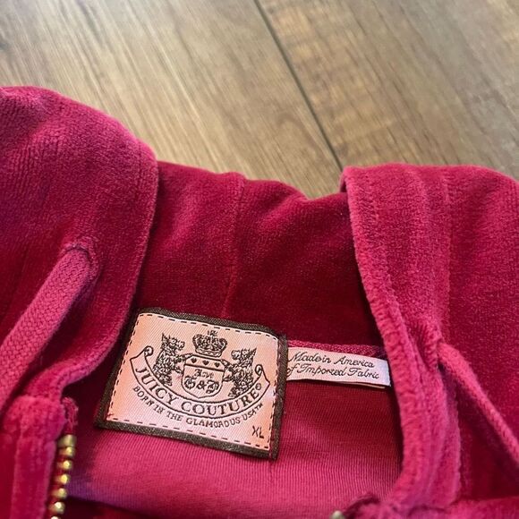 Juicy Couture Y2K Burgundy Smocked Zip-Up Sweater Size XL - Picture 5 of 6